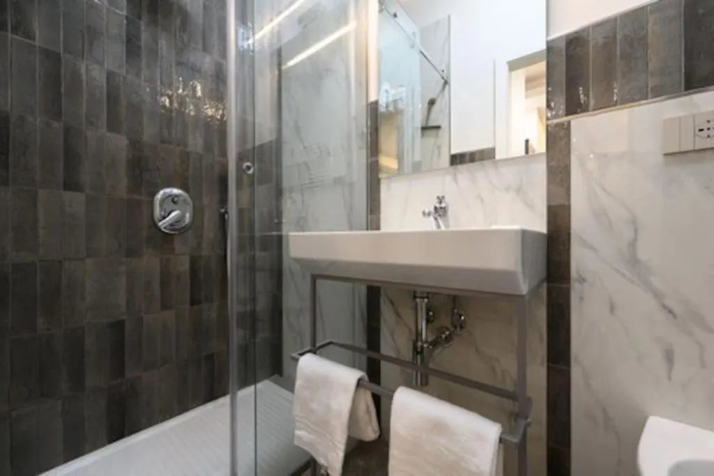 Romantica Vanvitelli Apartment Naples